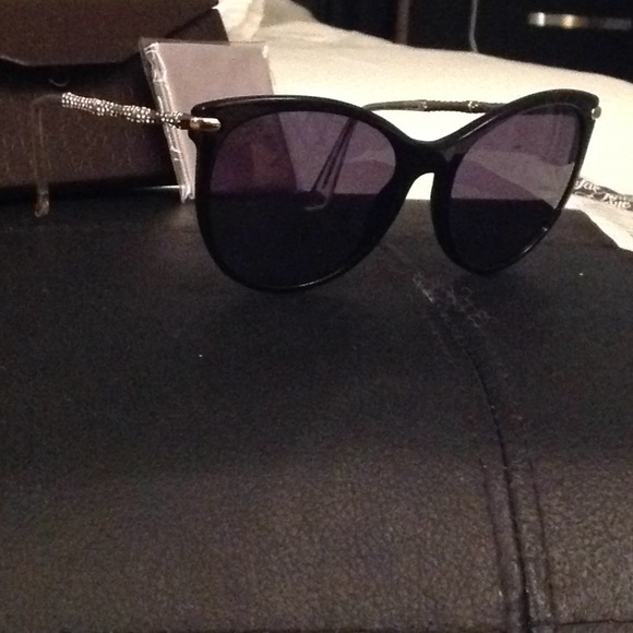 Gucci sunglasses main image 5